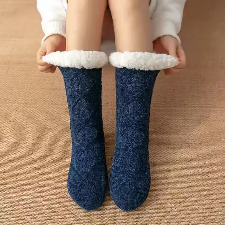 Flauschige Haussocken Herren mit Rutschfester Sohle für Komfort 0