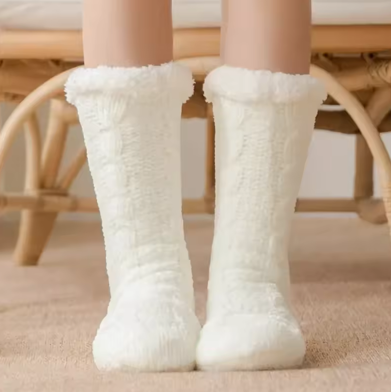 Flauschige Haussocken Herren mit Rutschfester Sohle für Komfort 9